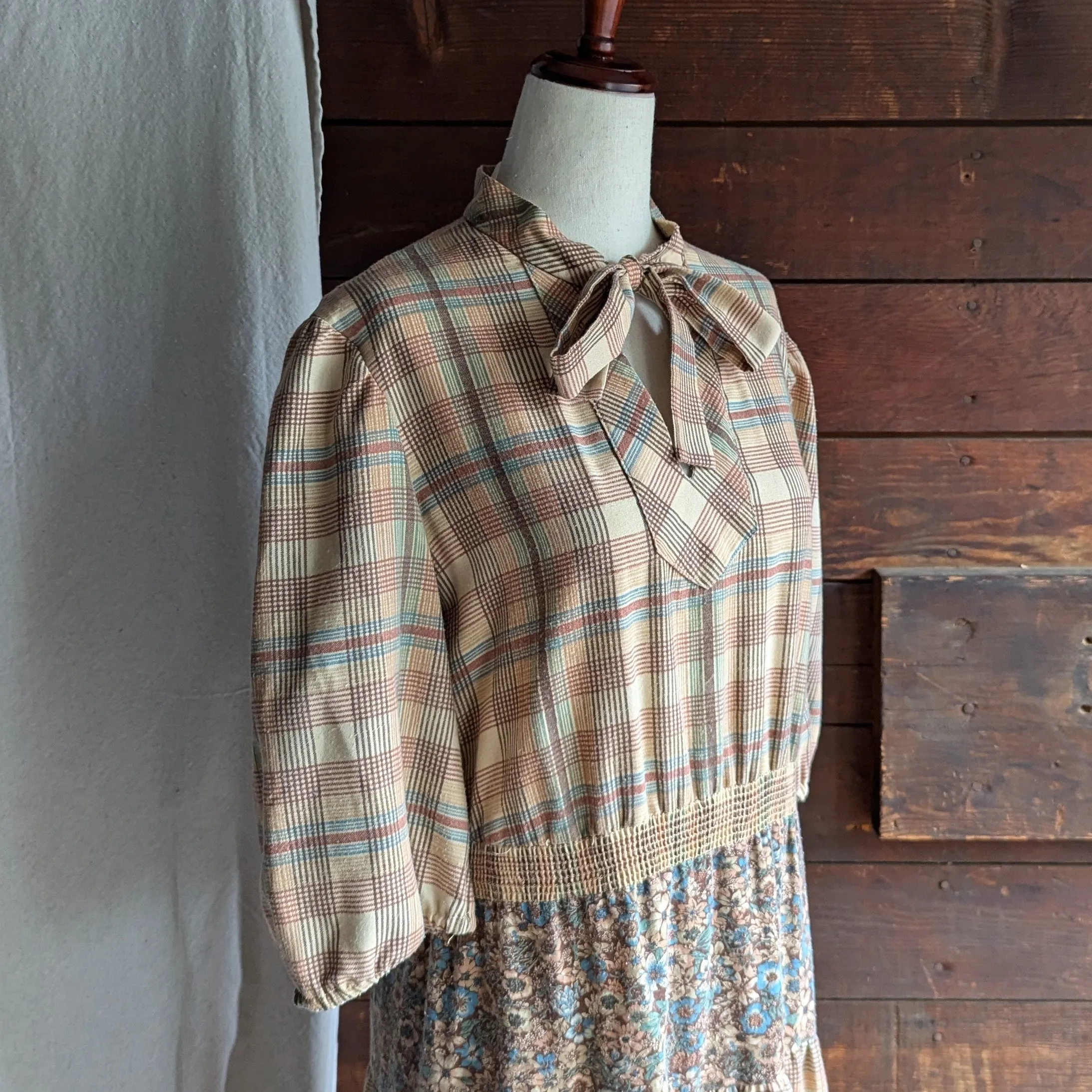 70s/80s Vintage Poly/Cotton Midi Dress