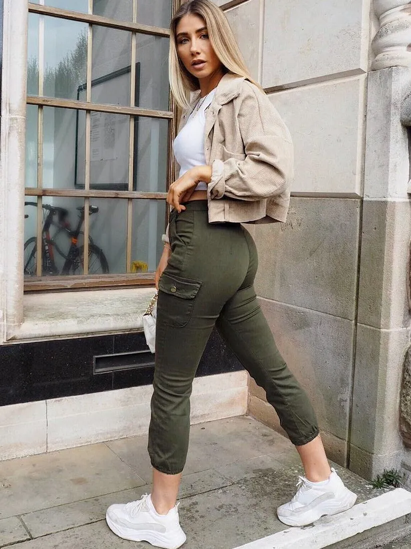 Carlia Cuffed Hem Cargo Trousers In Khaki