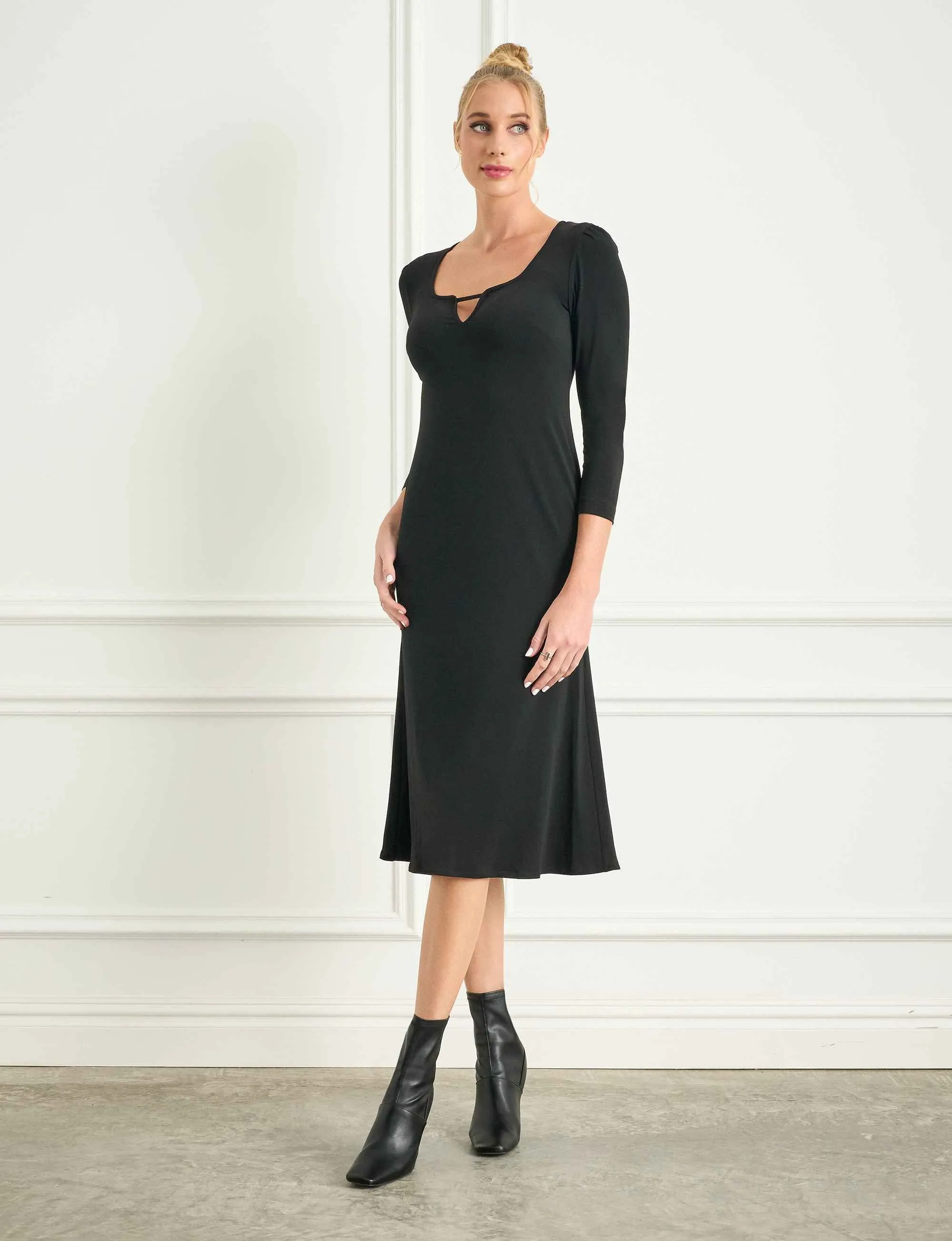 Claudia 'LBD' Sheath Dress with Teardrop Cutout