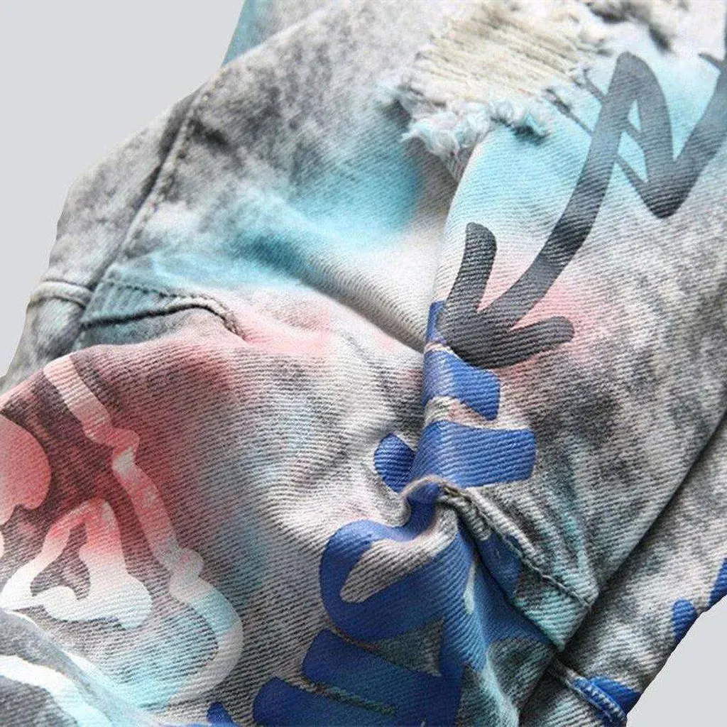 Color-painted grey men's jeans