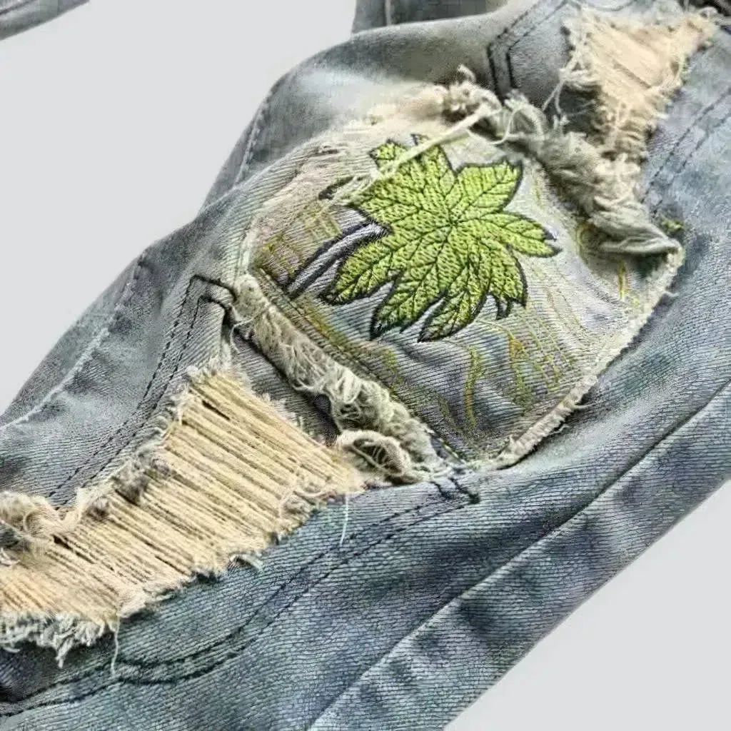 Embroidered vintage jeans
 for men