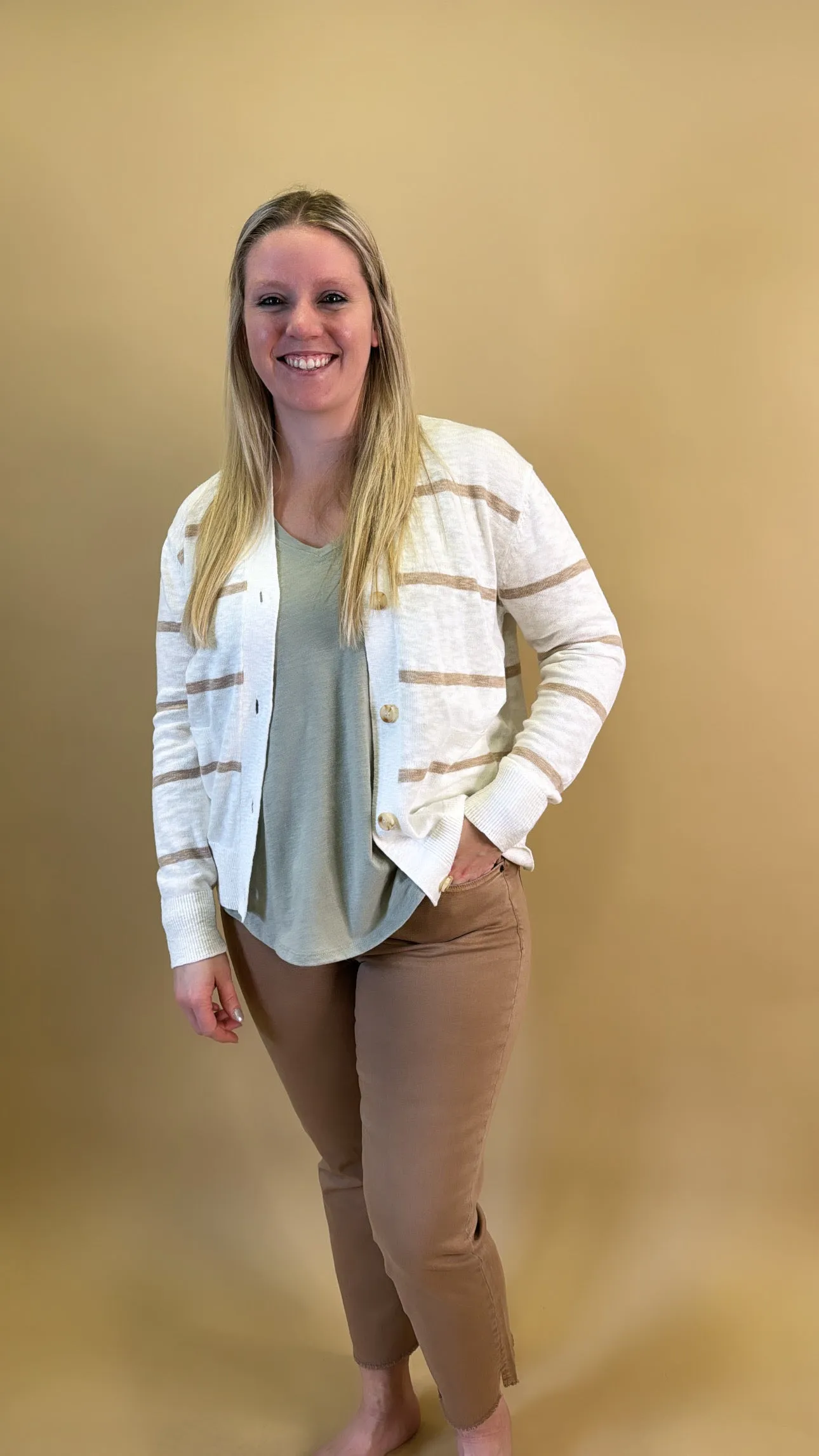 KAYCIE BROWN MID RISE STRAIGHT JEANS