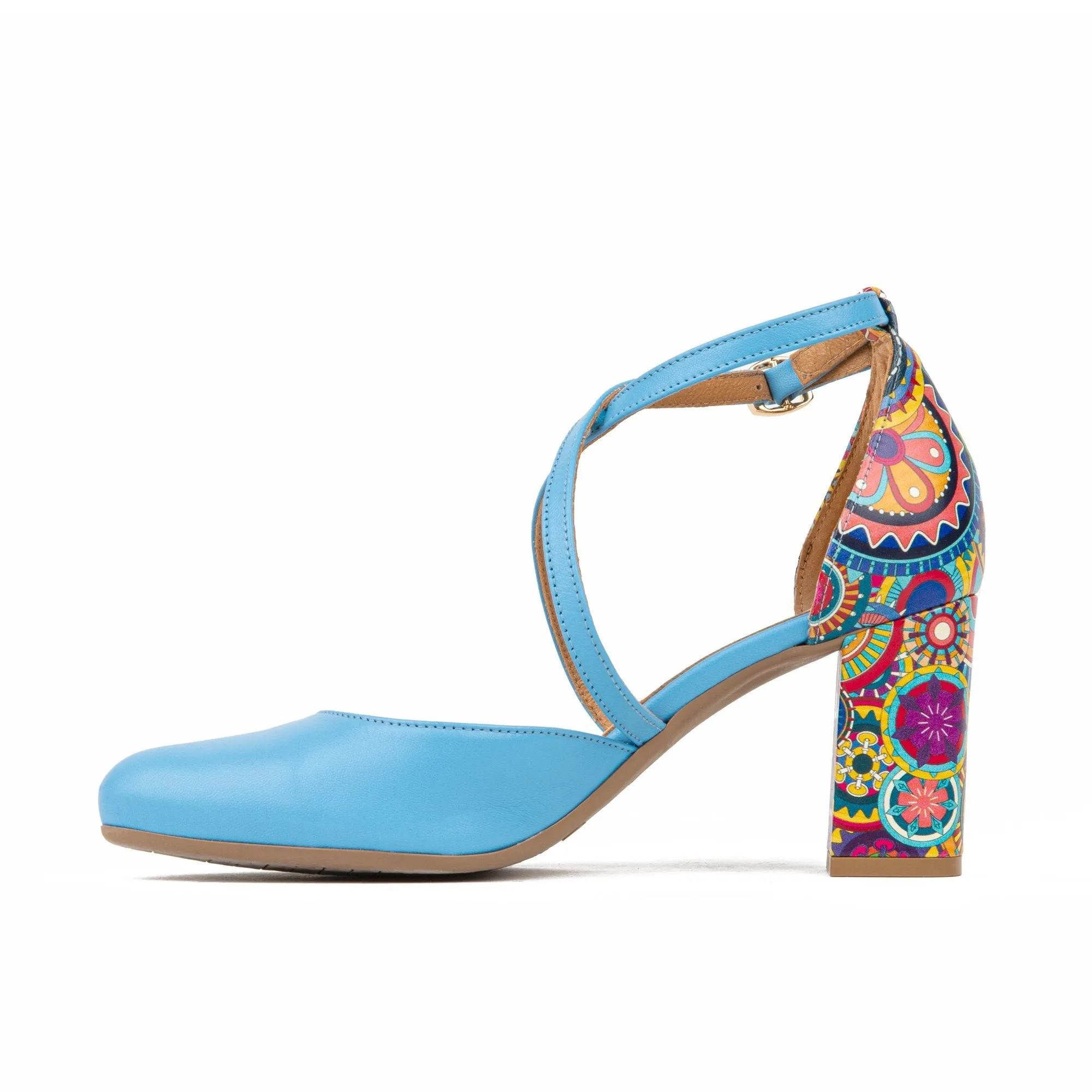 Kylie - Light Blue Signature