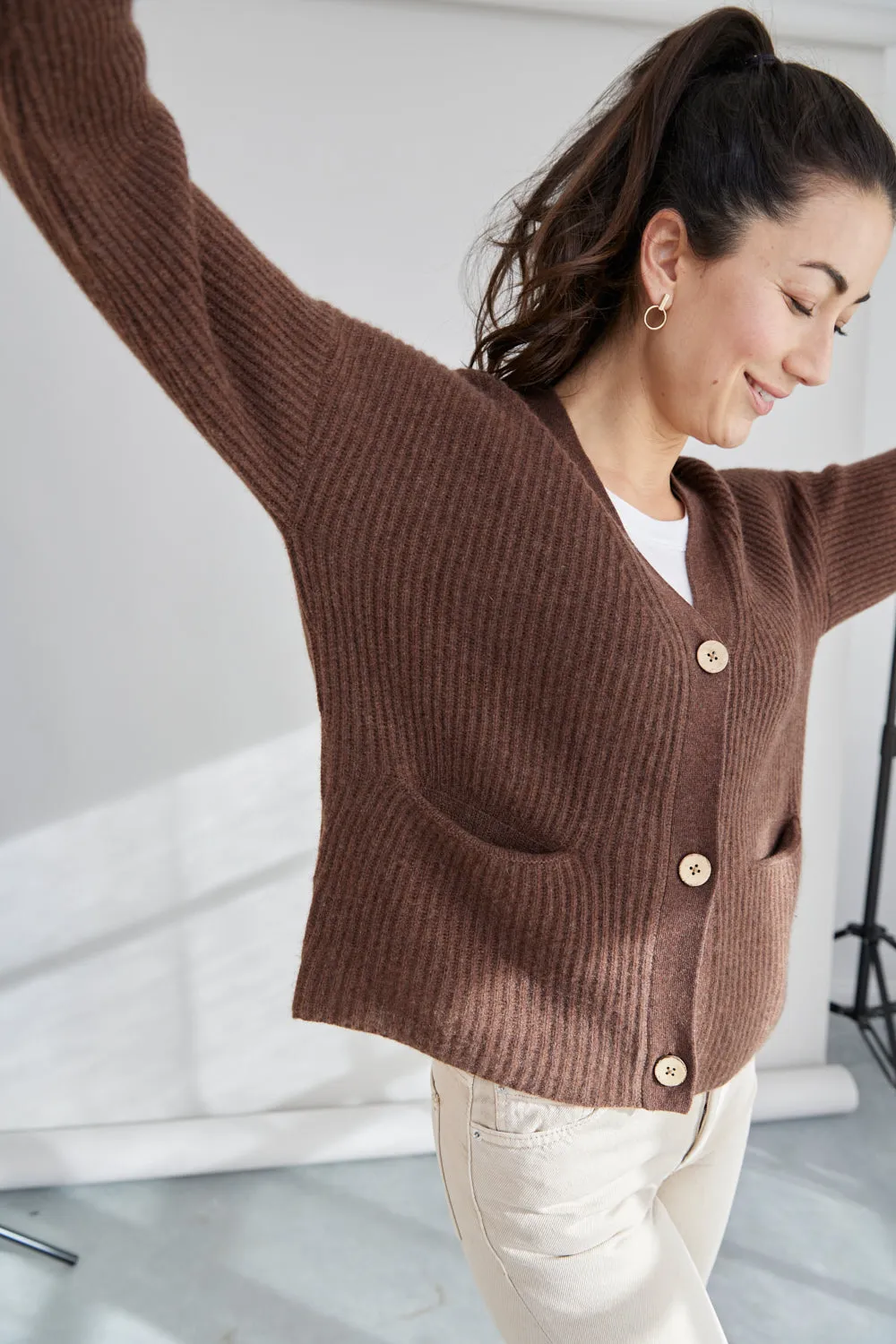 Laura Rib Cardi - Last Chance