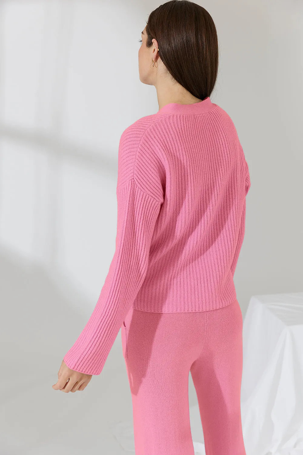 Laura Rib Cardi - Last Chance