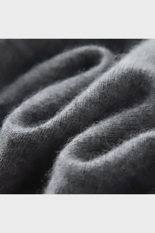 Solid Crew Neck Cashmere Sweater