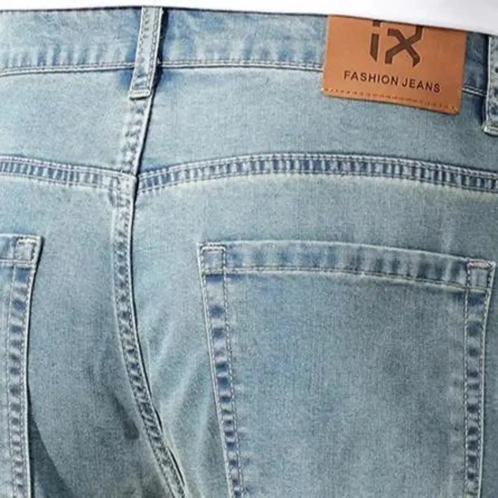 Thin men's stretch jeans