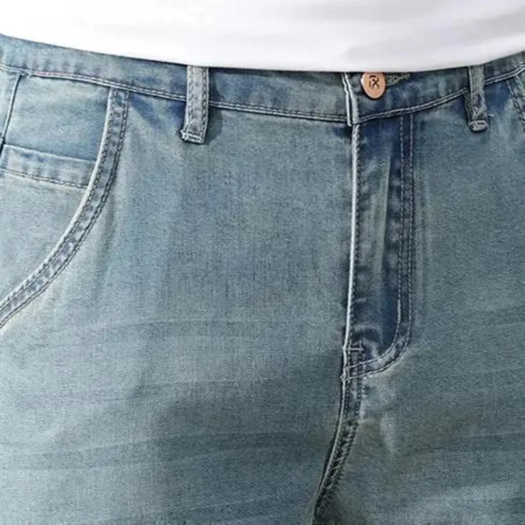Thin men's stretch jeans